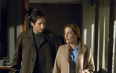 Mulder and Scully (click for larger version)