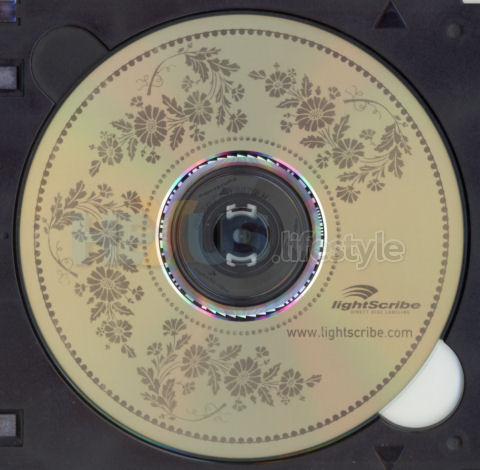 An example disc produced by LightScribe itself