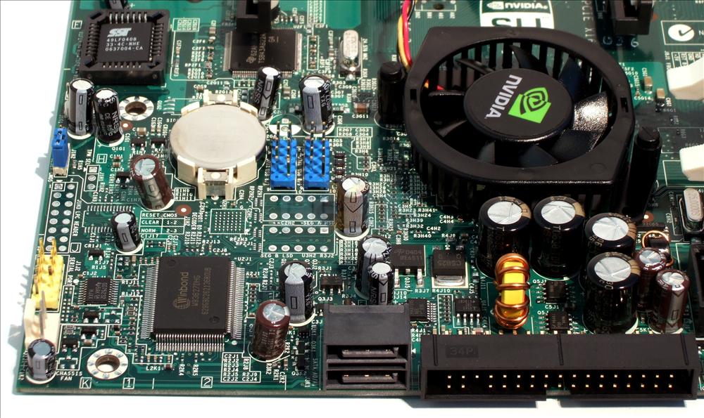 Nvidia Southbridge Heatsink Fan Chipset Cooler For nForce 680i LT SLI /& Others