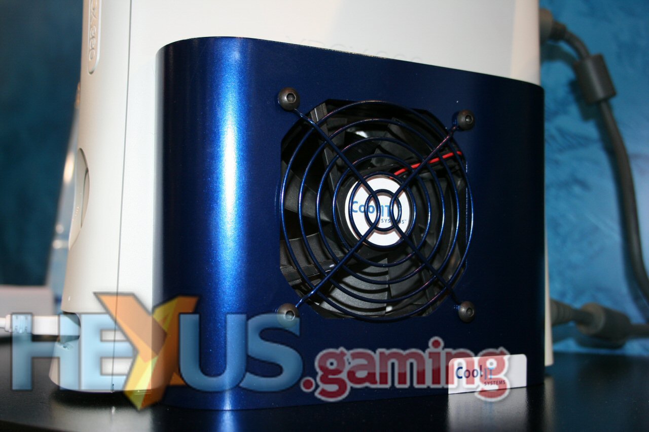 Water Cooling Xbox 360.